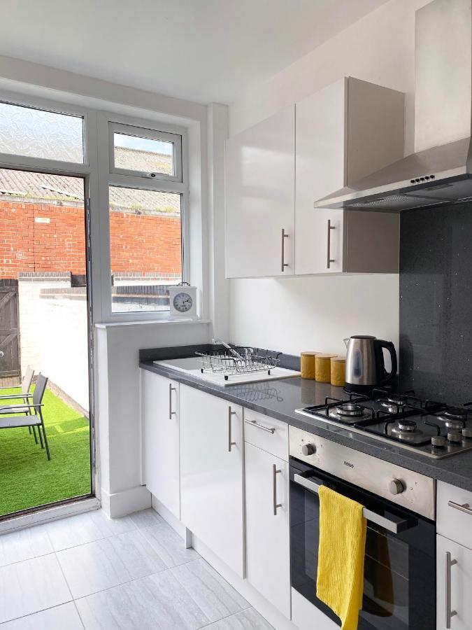 The Baltic Townhouses By Serviced Living Liverpool Exterior foto